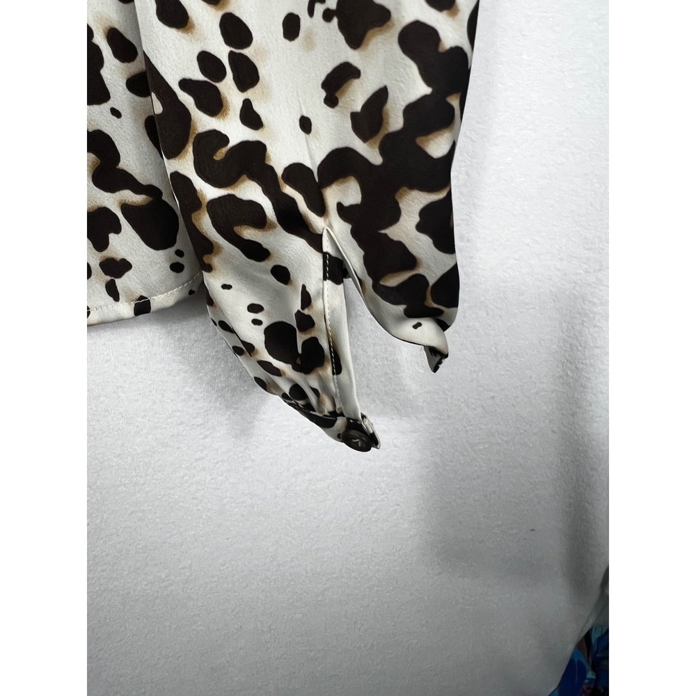 Boston Proper Size 4 Animal Print Blouse Button Front Ruffle - Picture 4 of 9